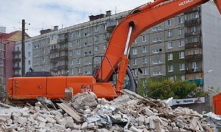 Вывоз строительного мусора с участка в Серпухове недорого от 1574 руб. | ИП Садыков В. Р.